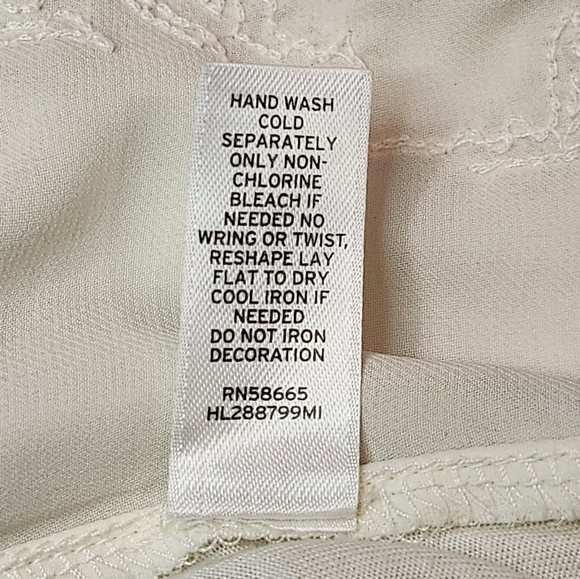 Hinge Ivory Gold Sequined Embellished Cap Sleeved Top Size X-Small - Picture 5 of 6